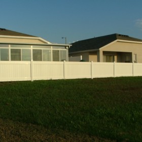 Vinyl Fences Tampa Installation
