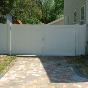 Vinyl Fences Tampa