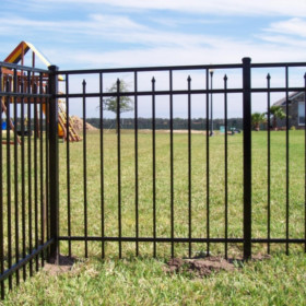 3-Rail Alternating Pickets Aluminum Fence 3-Rail Alternating Pickets Keystone Florida