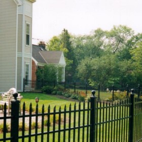 3 Rail Spear Top Concave Aluminum Fence 3-Rail Spear Top Concave New Port Richey Florida